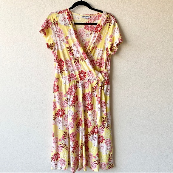 Shelby & Palmer Dresses & Skirts - Shelby + Palmer yellow floral wrap dress size 12